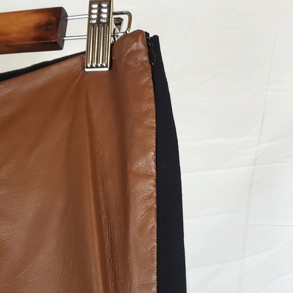 Neiman Marcus Genuine Leather Pants - Picture 7 of 9